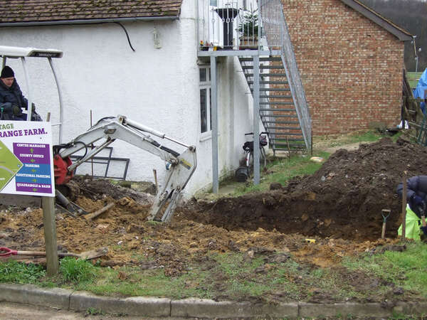 Gas tank installation